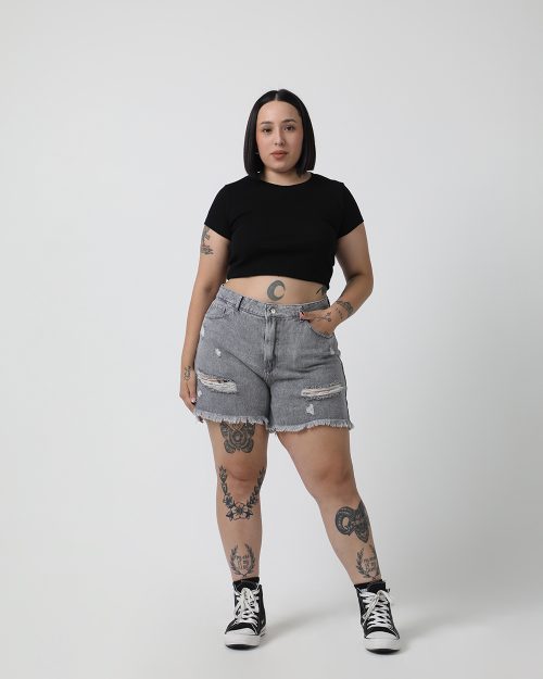 SHORT NIKO CON ROTURAS rigido