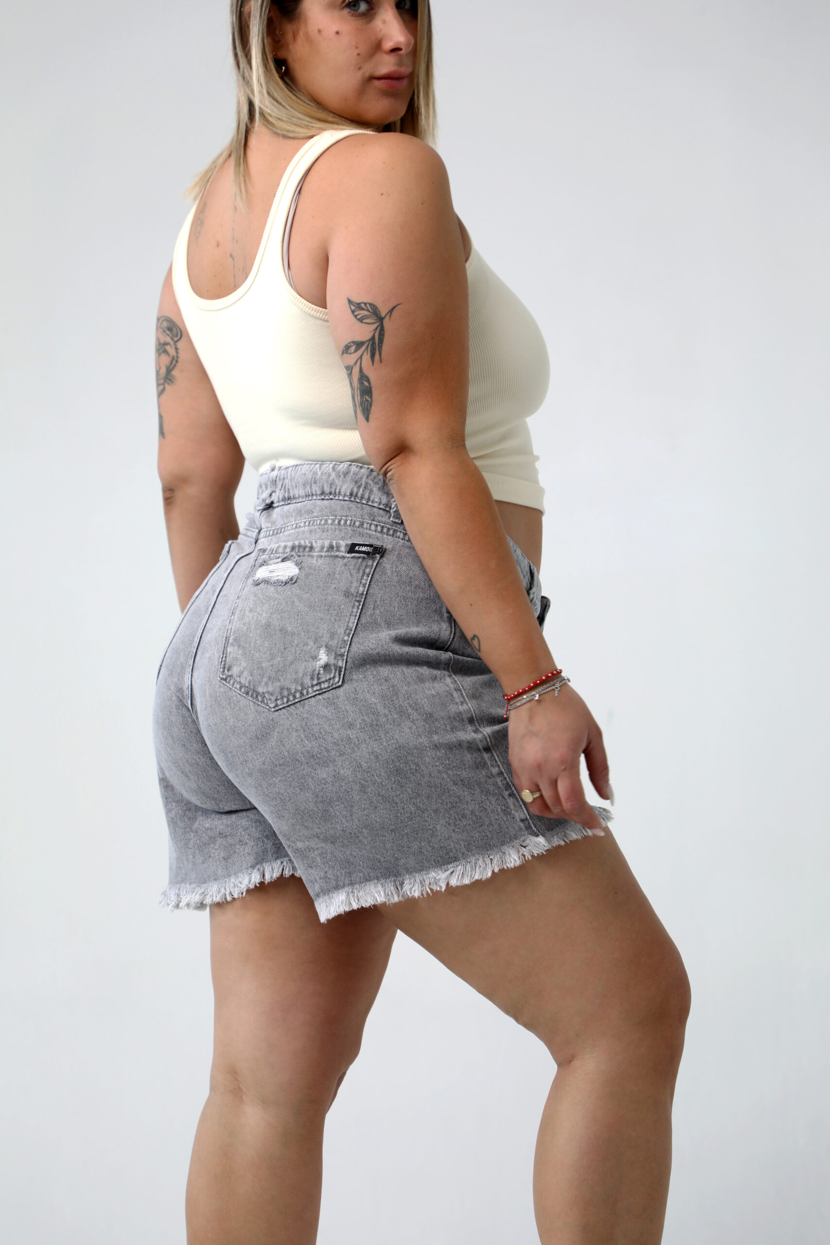 SHORT NIKASA CON ROTURA rigido - Imagen 5