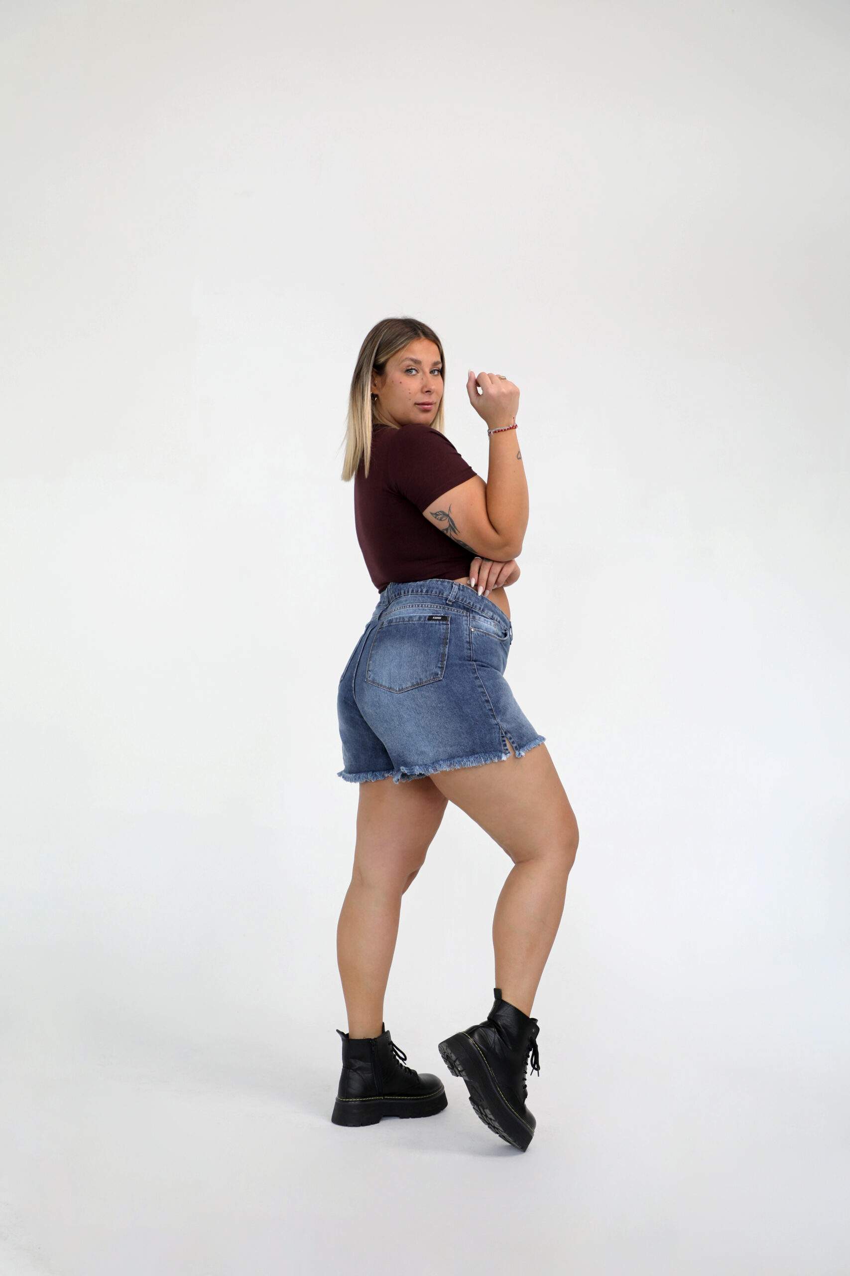 SHORT CON TAJO BELLM rigido - Imagen 3